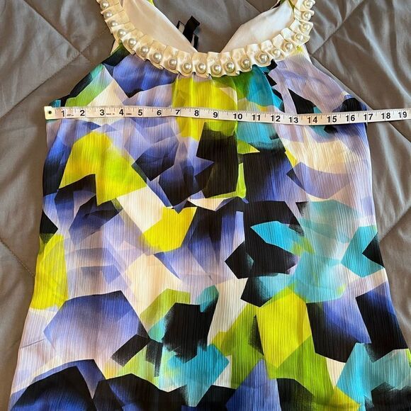 🎄IZ Byer Abstract Pattern Tie-neck Halter Top - Picture 11 of 13
